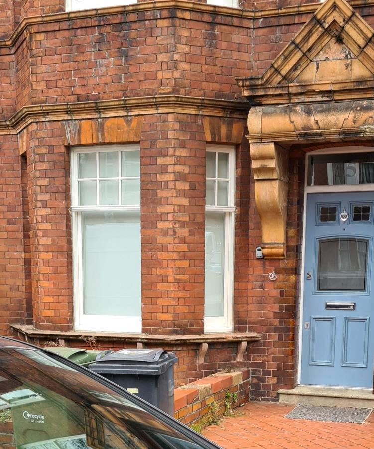 Stylish Home In Streatham. Londres Exterior foto